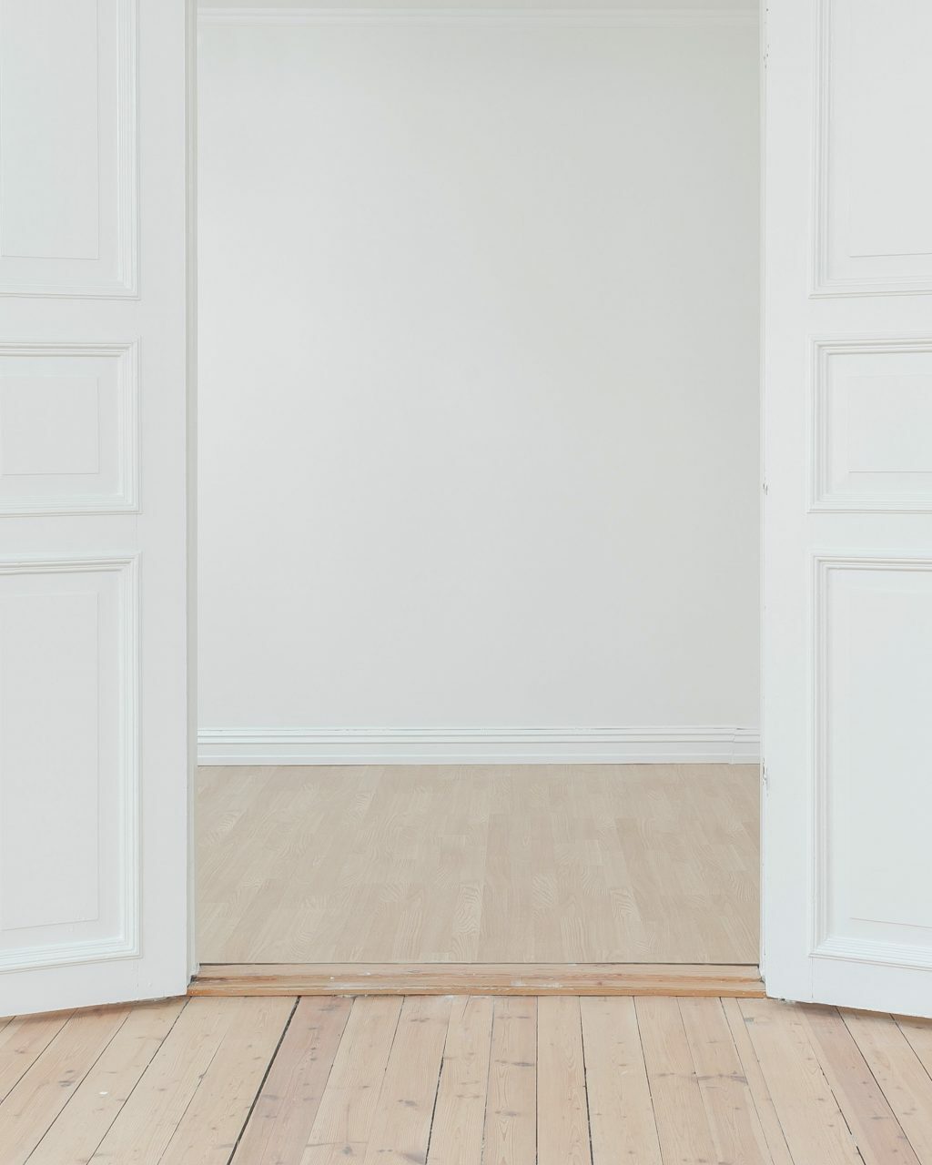 Credit LITs surge back from discounts, but door is closing quickly