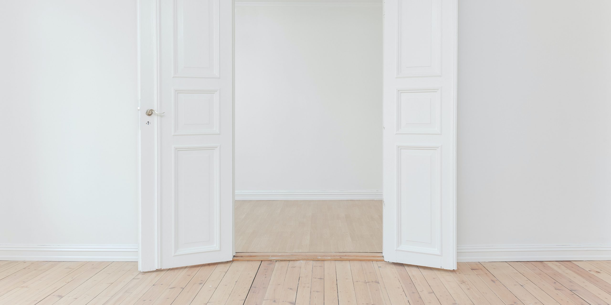 Credit LITs surge back from discounts, but door is closing quickly