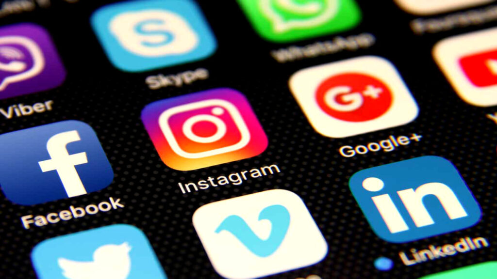 Social media for financial advisers