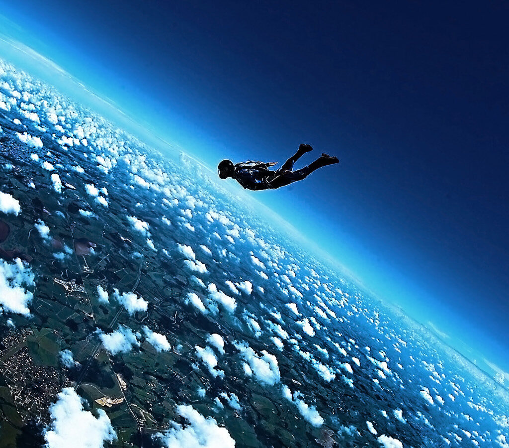 Precise Risk in Imprecise Markets