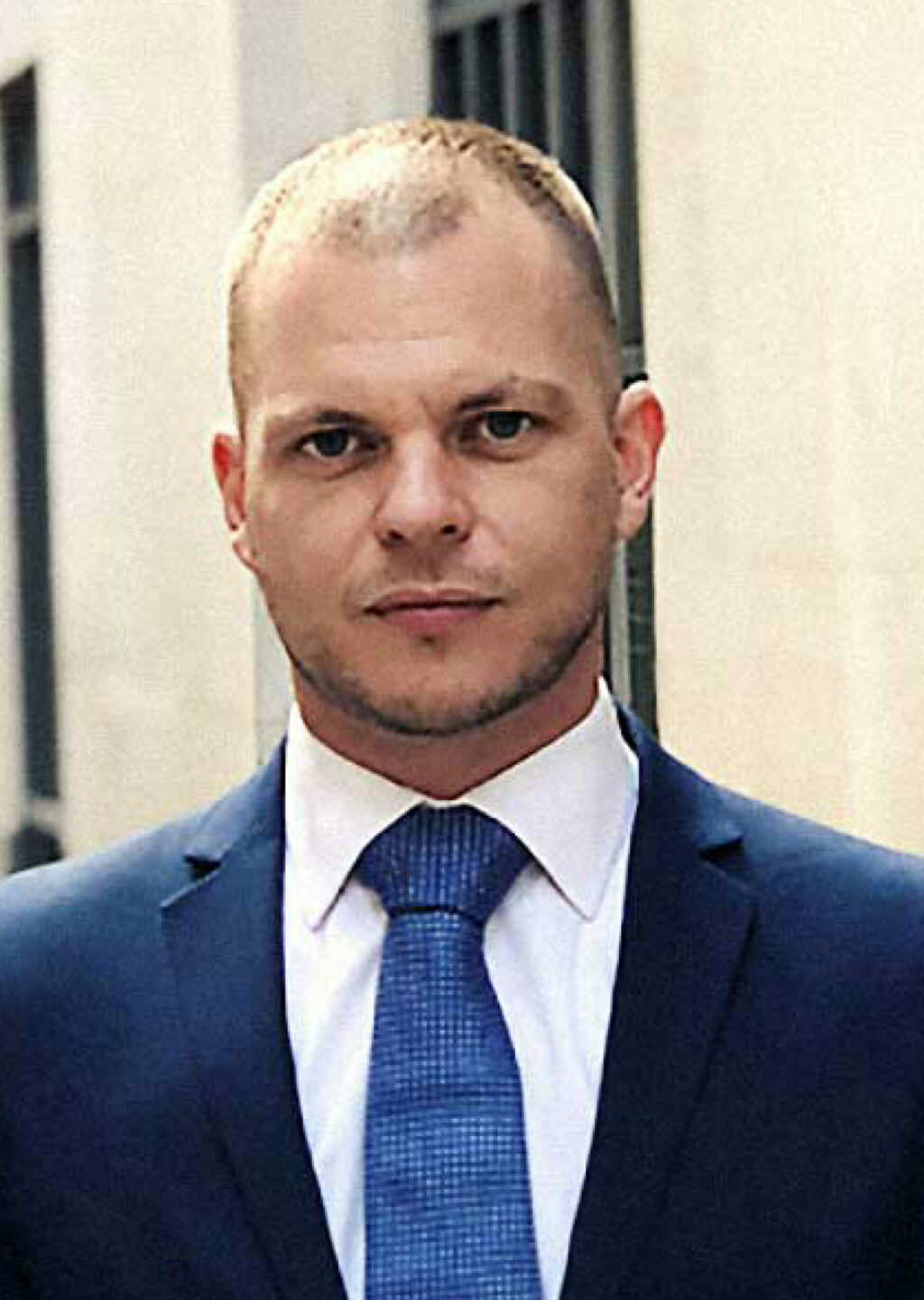 Investors shrug off COVID blues