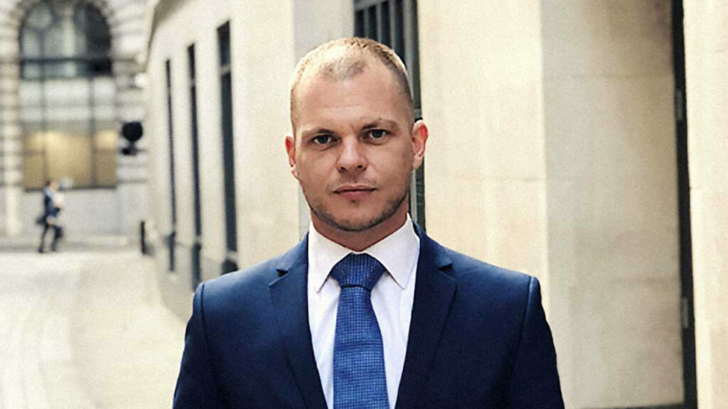 Investors shrug off COVID blues