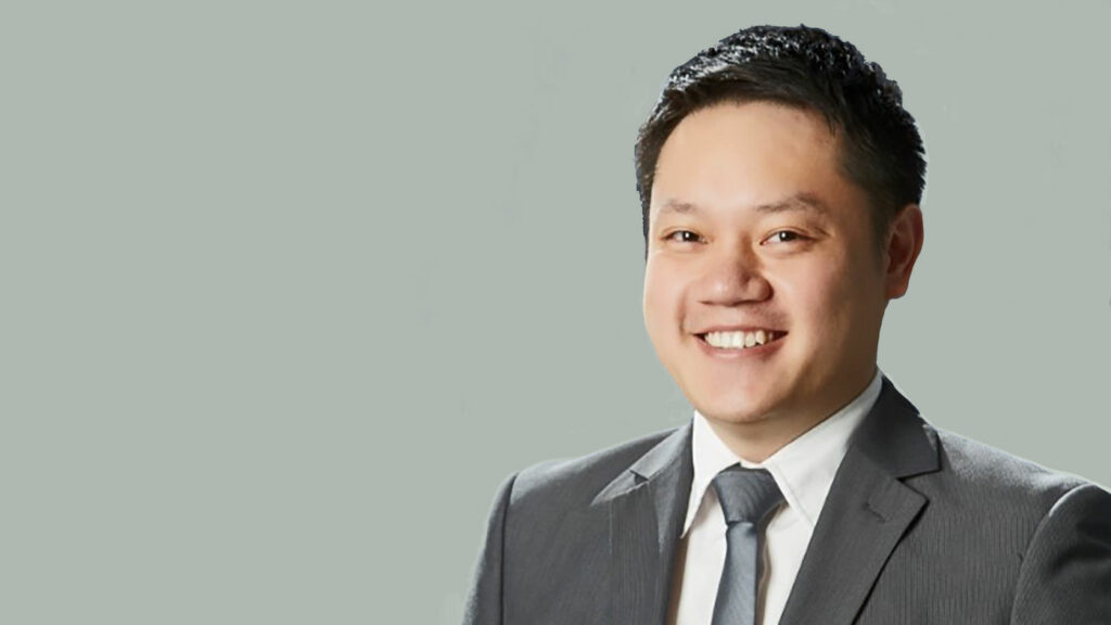 Wealthier investors open to advice