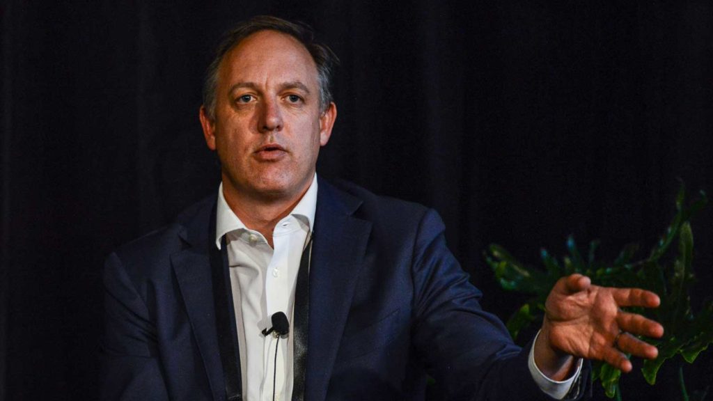 Career risk and paper plates