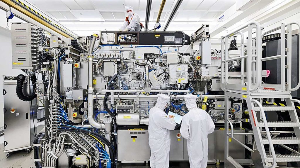 Harnessing the duration effect to look beyond short-term noise