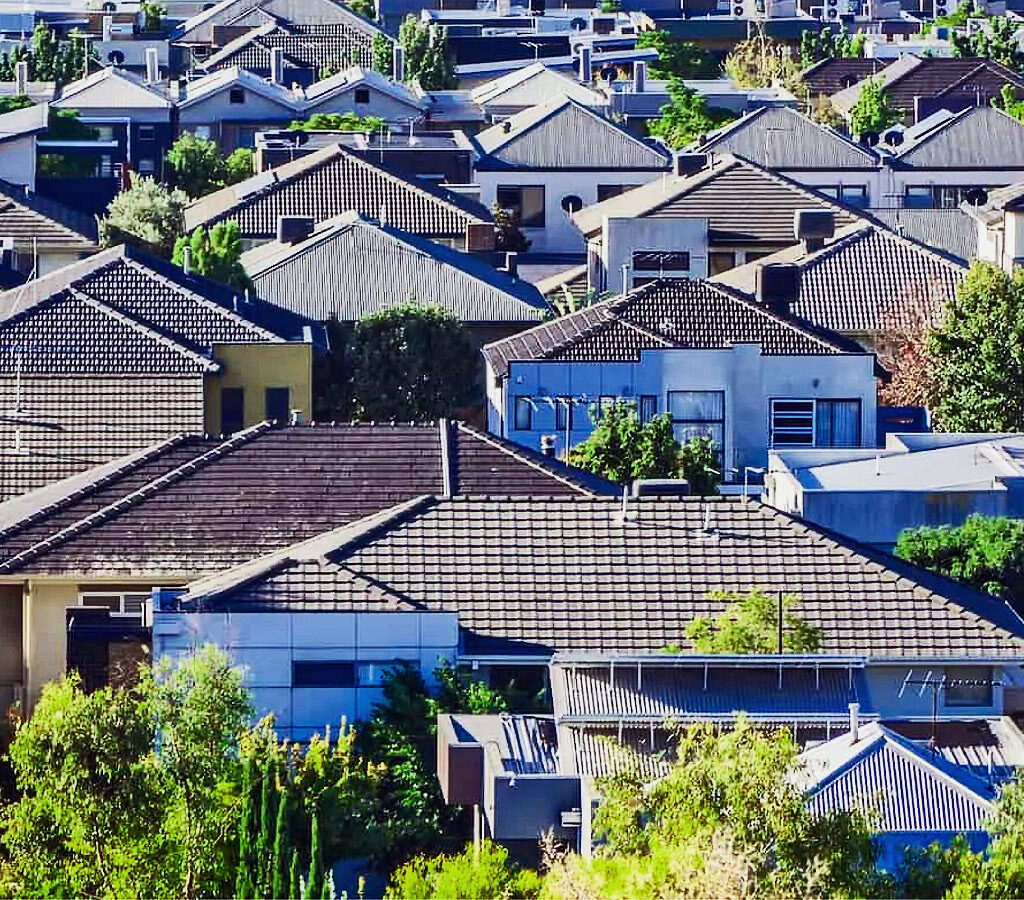 Mixed views on Federal Government property proposals