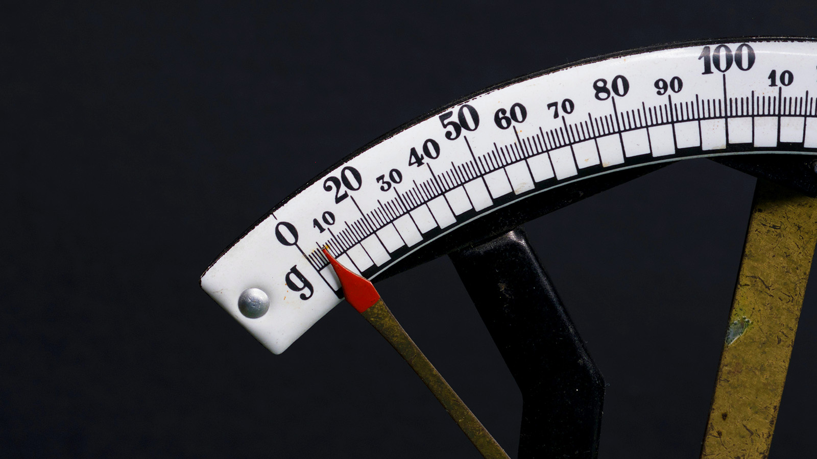 Adviser numbers forecast to fall below 15k