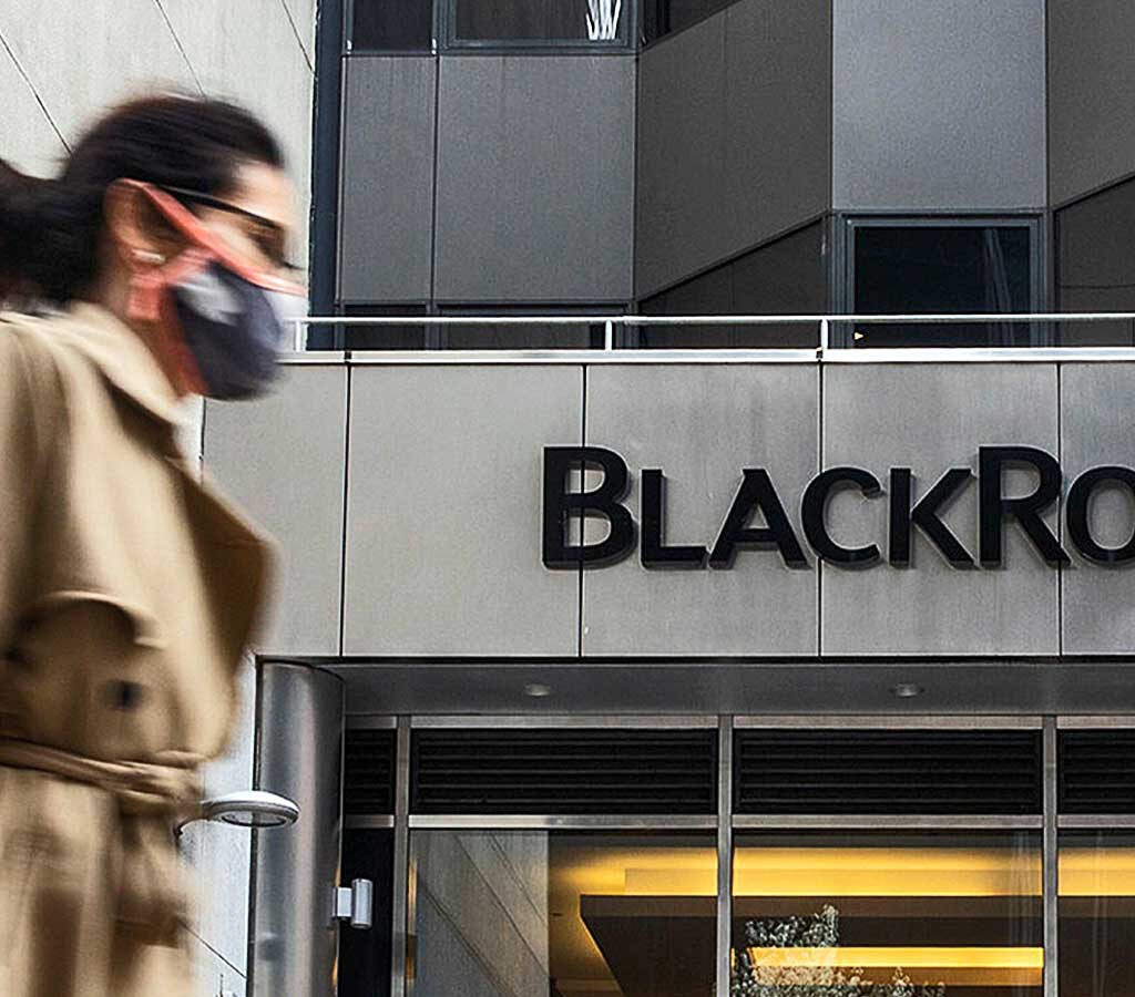 Why this trillion-dollar managers prefers stocks over bonds