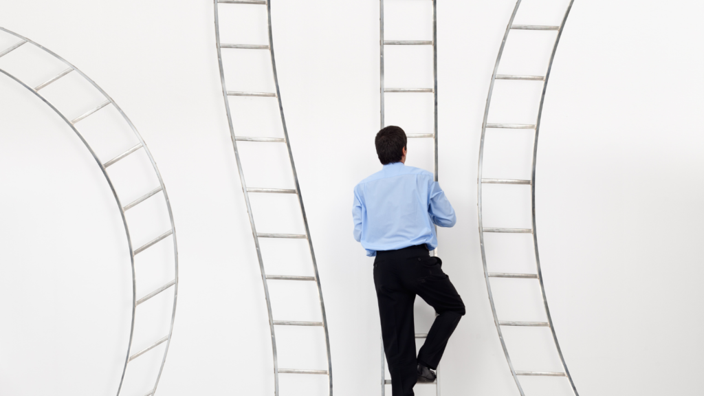 SMSFs under advice surge as adviser numbers dip below 16,000