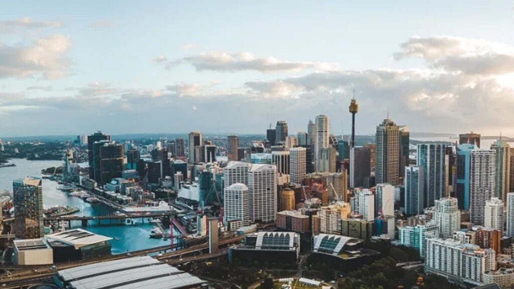 Private equity vs public equity: Can you have the best of both worlds?