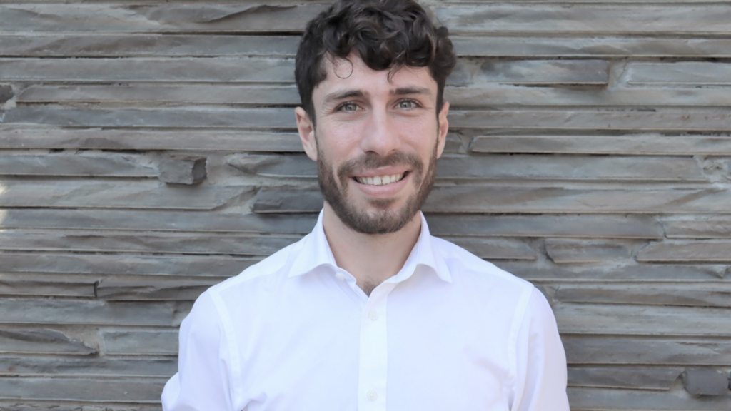 'Micro AFSLs' surge as dealer group models lose grip on advice licensing