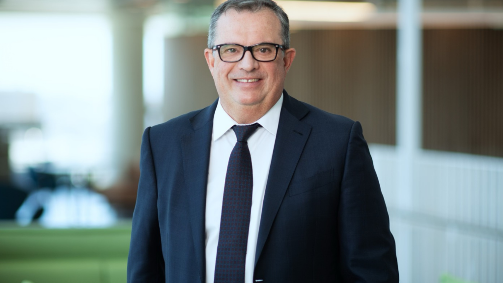 Ex-AMP executive Hartley named to succeed Mota as CEO at Insignia