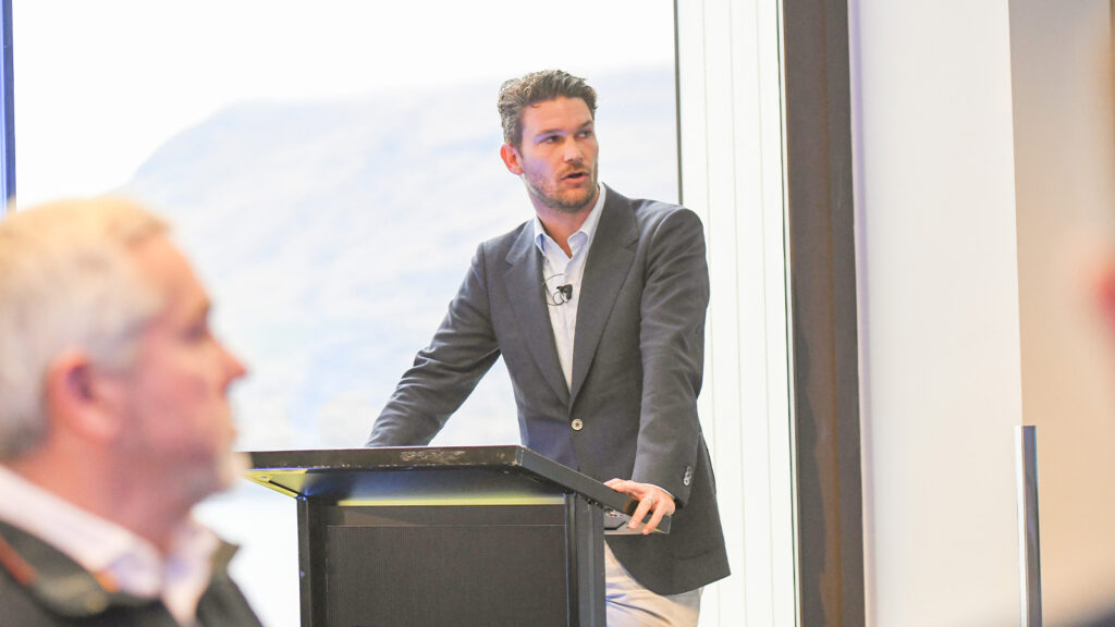 Infrastructure at a crossroads: Investing for scale and society